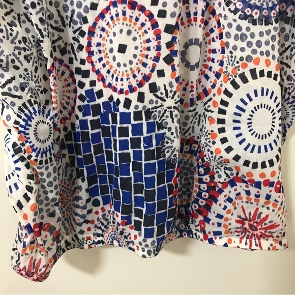 3/$15 Outback red geometric pattern short sleeve top - Picture 9 of 11